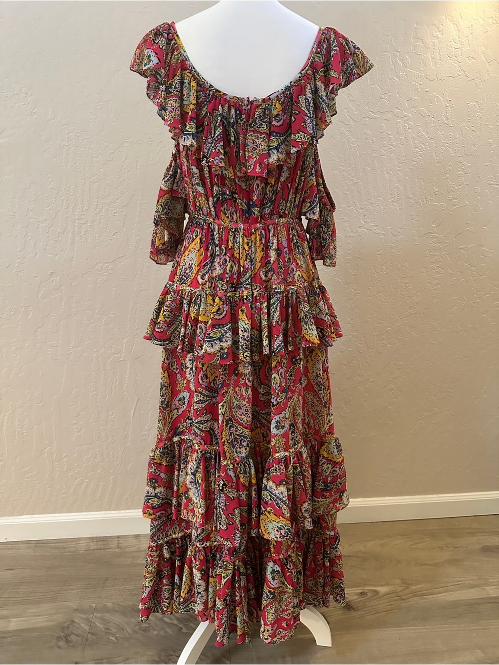 Cinq a Sept Collier Ruffle Cold Shoulder Chiffon Dress in Primrose Pink Paisley - Picture 5 of 11